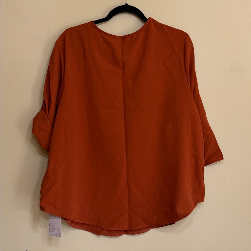 Emery Rose Women's V-Neck Rust Top - Picture 5 of 9